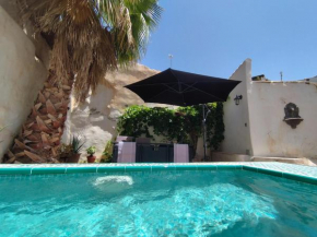 Casa Real, Salar